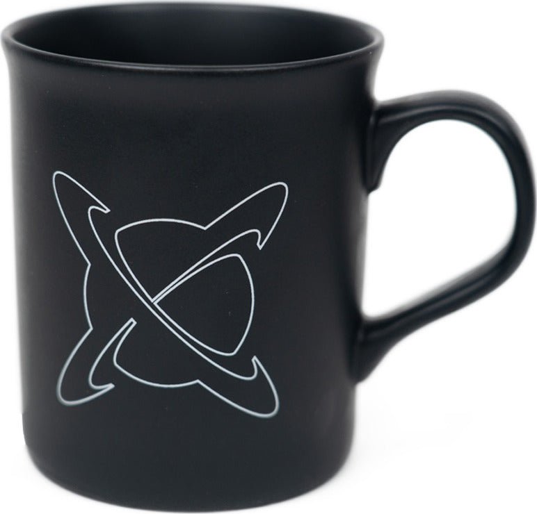 CC Moore Black Mug 2024 - dé KarperCentrale CC Moore Black Mug 2024 - dé KarperCentrale