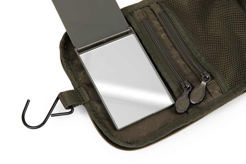 Fox Camolite Wash Bag - dé KarperCentrale Fox Camolite Wash Bag - dé KarperCentrale