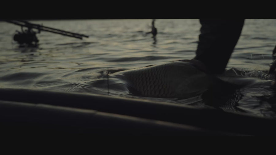 Essentials - Stringer Lipped Nadel